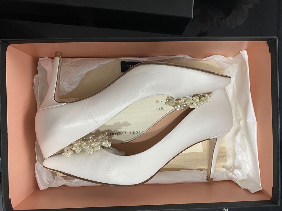 Pantofi albi piele Musette