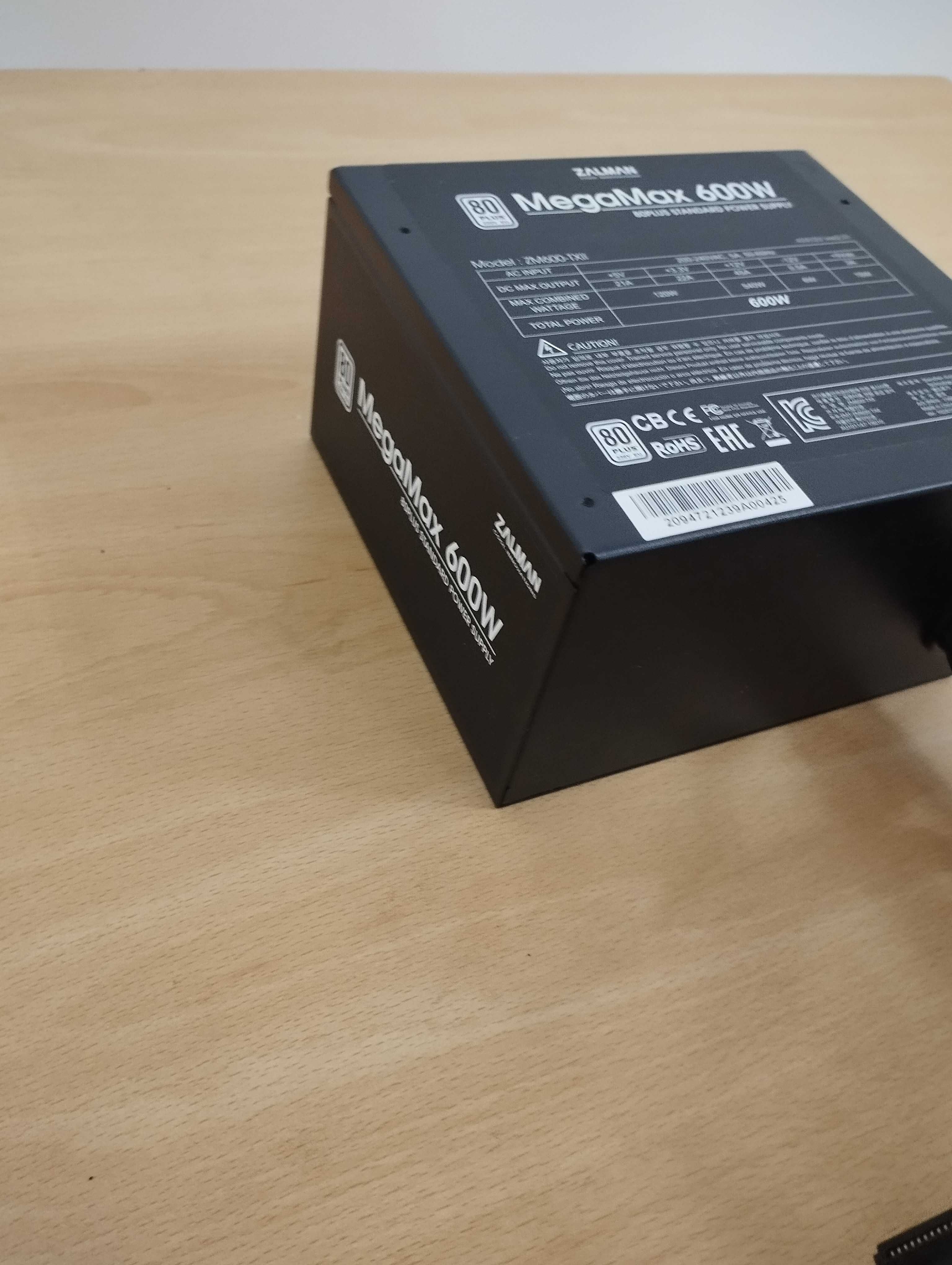 Захранване 600 W Zalman Megamax