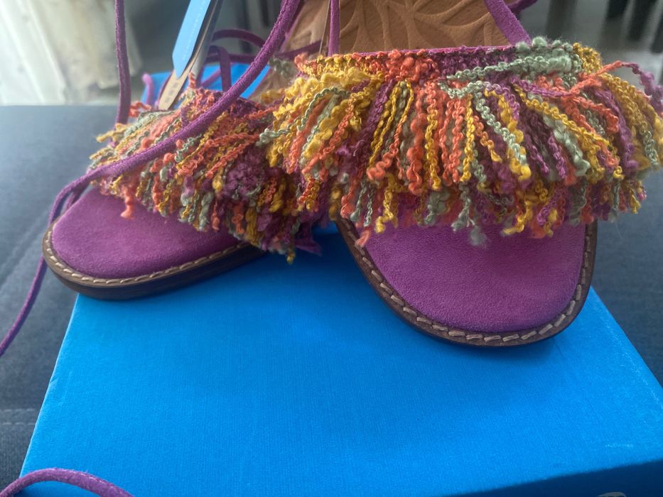 Sandale de piele întoarsă NOI
