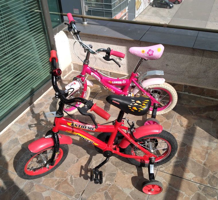 детски велосипеди с помощни колела, идеални за деца на 3-7 г (2 броя)
