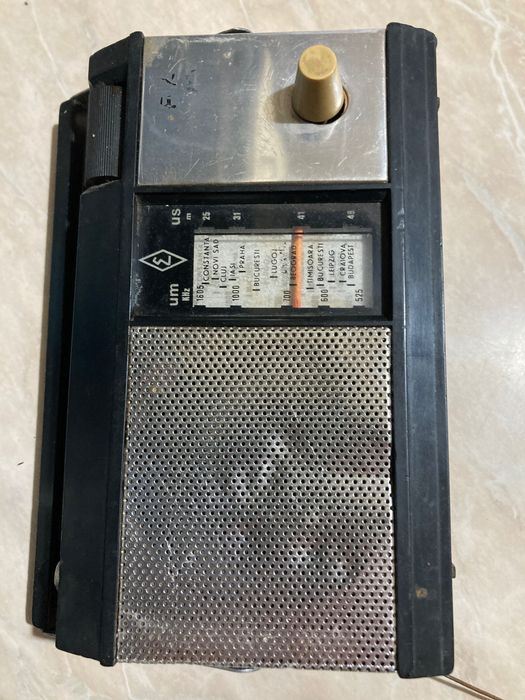 Radio vechi romanesc Alfa Tehnoton