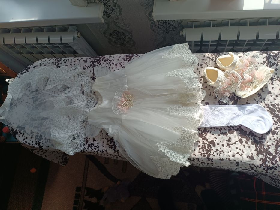 Продам платье комплект