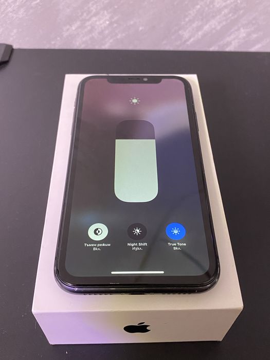 iPhone 11  в добро състояние