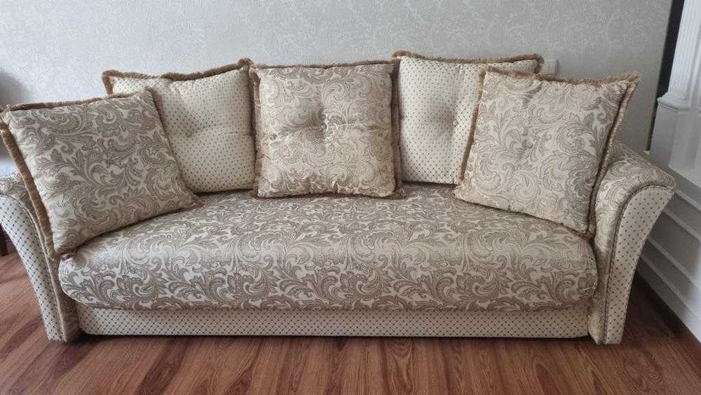 Продам диван б/у раскладной произ-во Россия