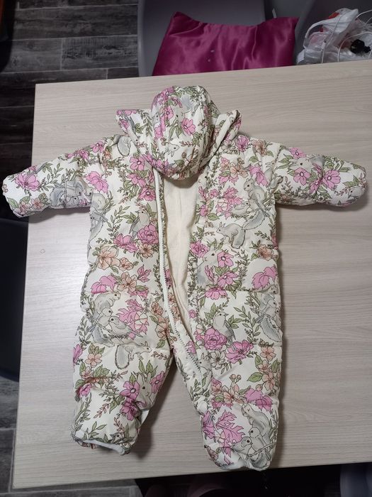 Продам комбинезон детский