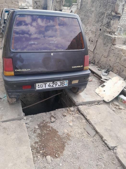 Машина тико на полно на хаду