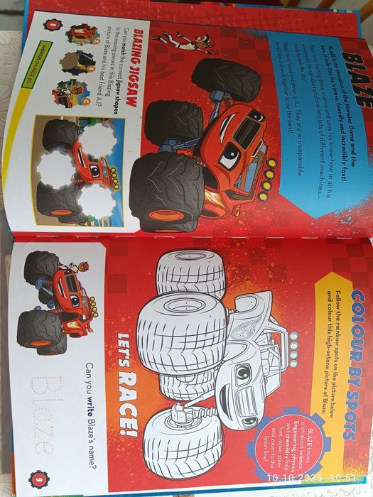 Blaze ; Minions activity books. Блейз и Миньоните книги-игри