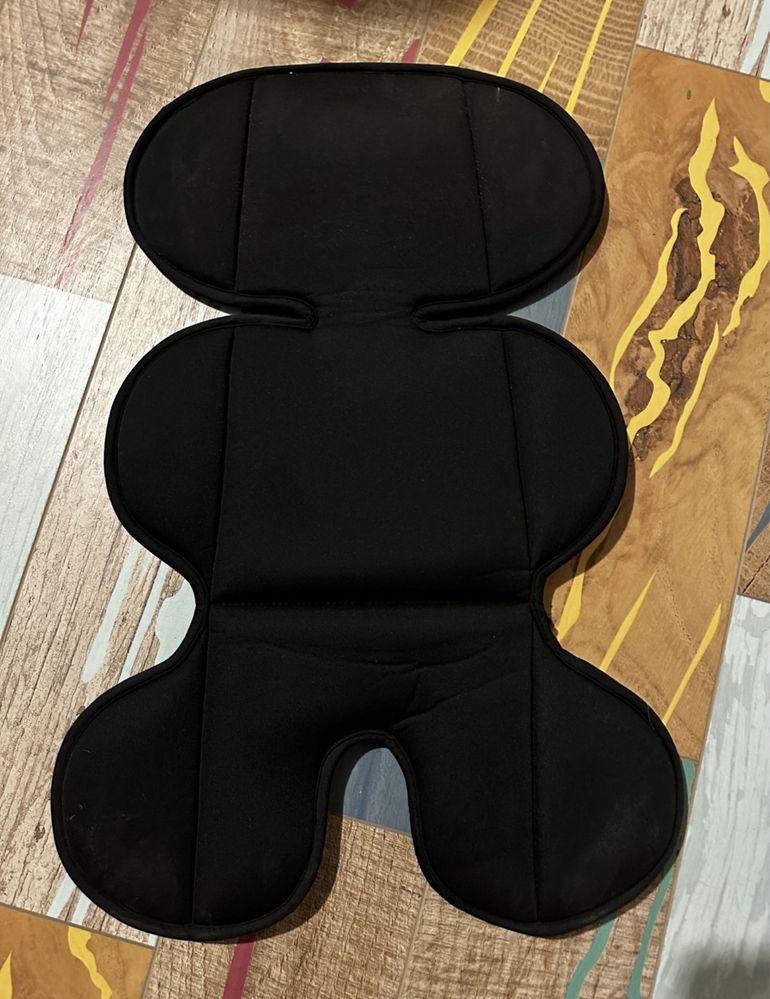 Britax Römer Стол за кола Dualfix 0-18 кг +подложка за новородено