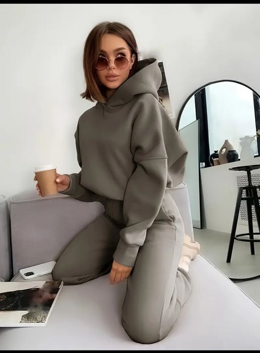 Спортен дамски екип