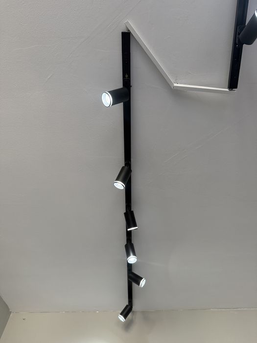 Lampa 5 becuri model negru 2 bucati