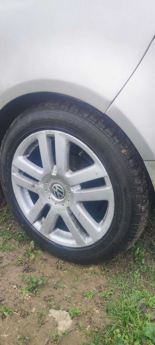 Golf 5 1.6 бензин 102кс