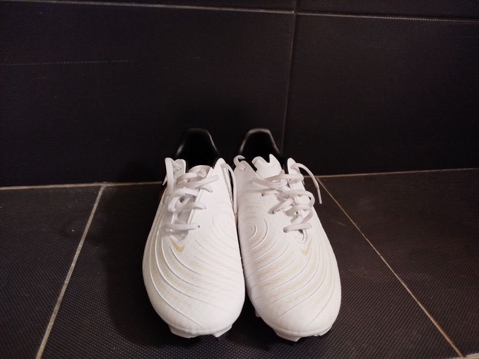 Ghete de fotbat Nike