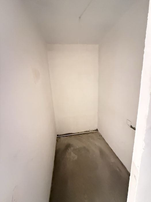 Продается 4 комнатная квартира