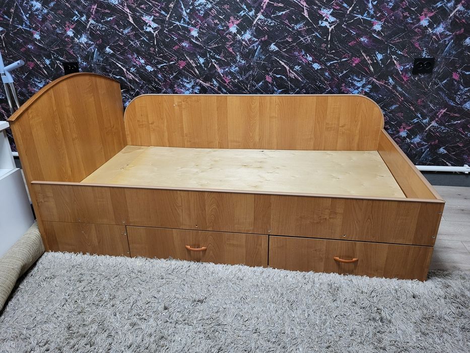 Кровать детская и подрастковая