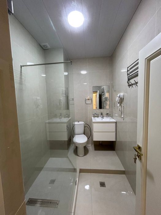 Продается квартира в новом ЖК Modern Stroy 3 ком 3 этаж 148м2