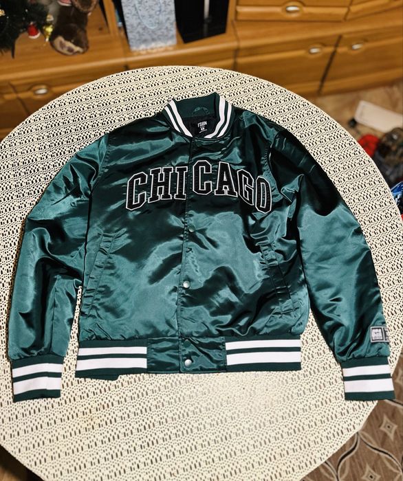 Varsity яке “CHICAGO” – Чисто ново