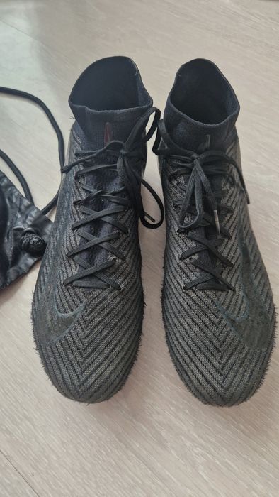 Nike футболни обувки 44,5 номер