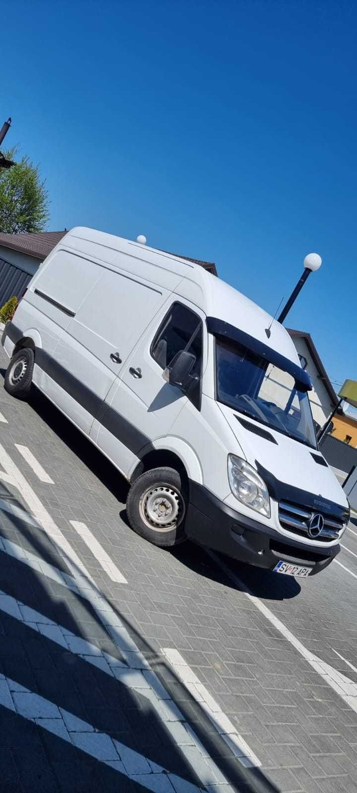 Autoutilitara Mercedes - Sprinter