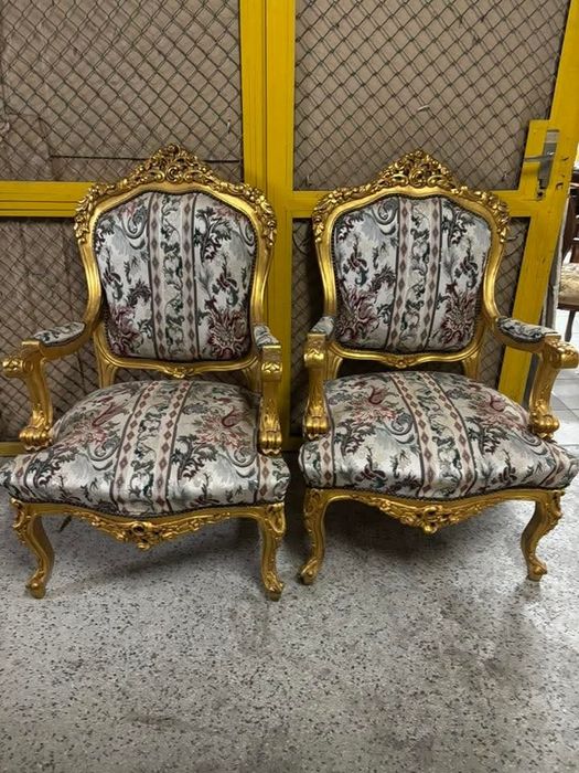 Старинна гарнитура без забележки