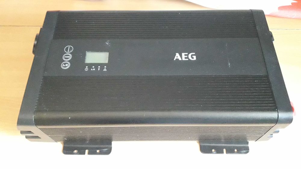 Convertor de tensiune, AEG Automotive 3000 W, 12 V DC la 230 V AC