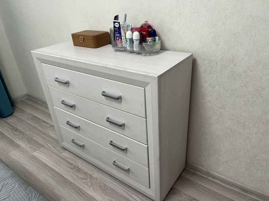 Продам комод в хорошем состоянии