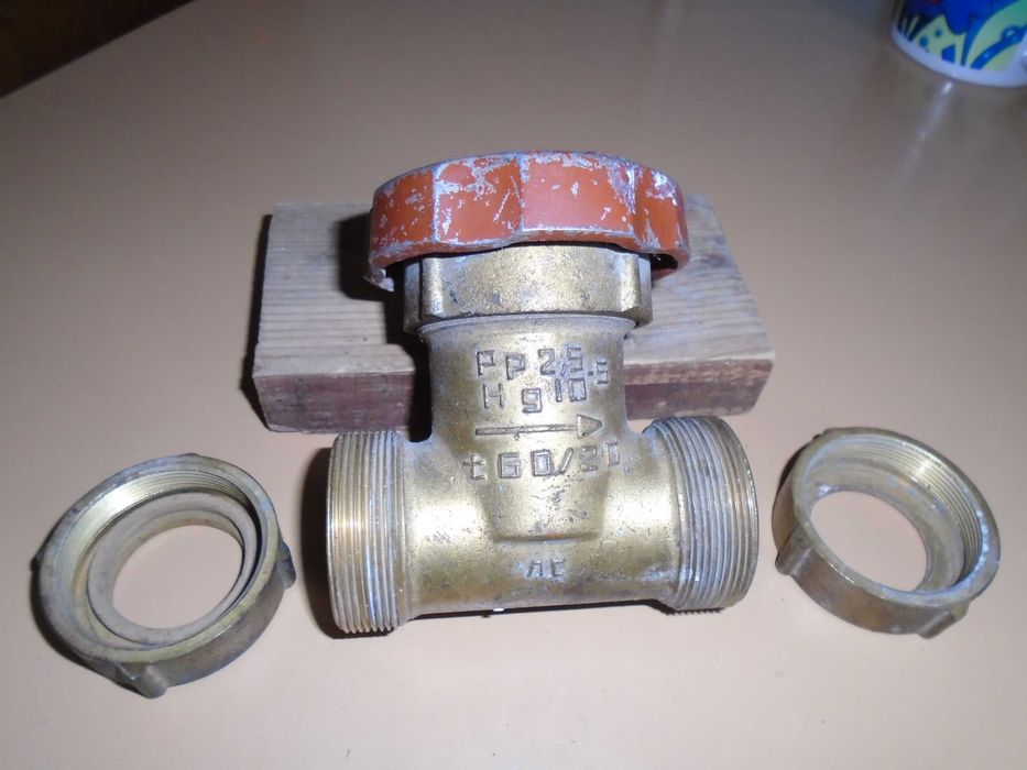 продам вентиль латунный