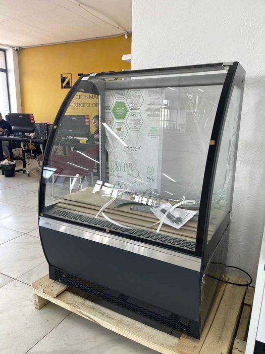 Кондитерская витрина Chilz новая