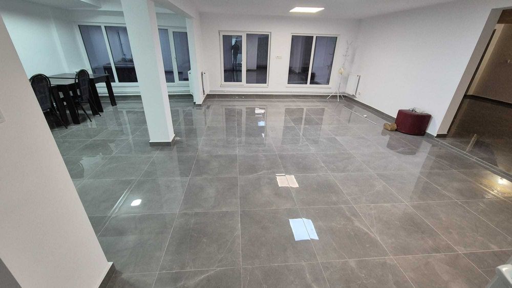 Spatiu comercial Tatarasi