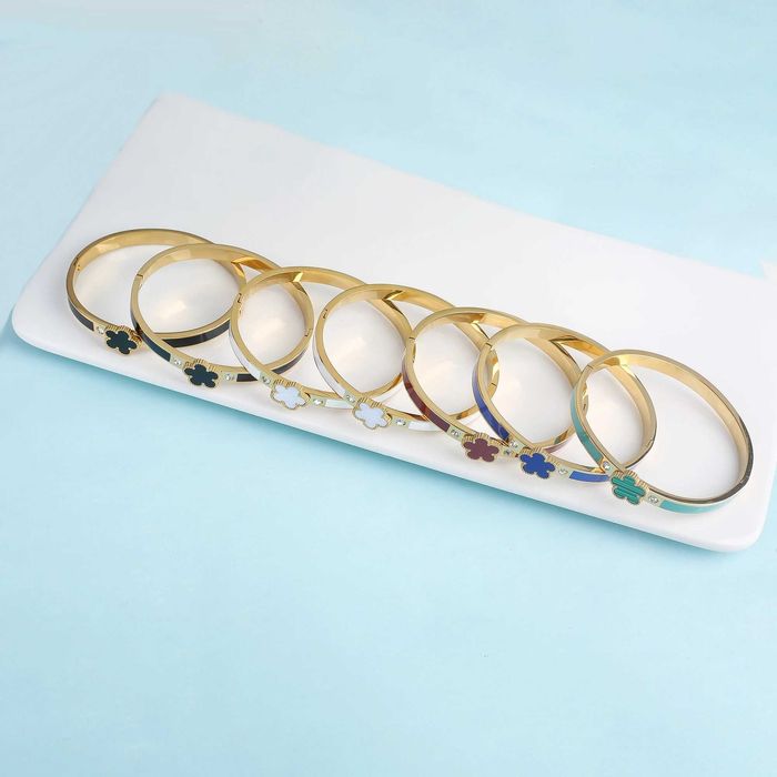 Луксозна дамска гривна с детелина и кристали Van Cleef, различни цвето