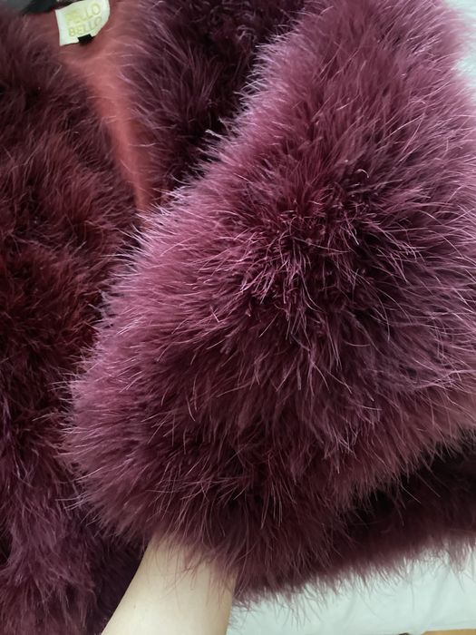 Сако от паунови пера