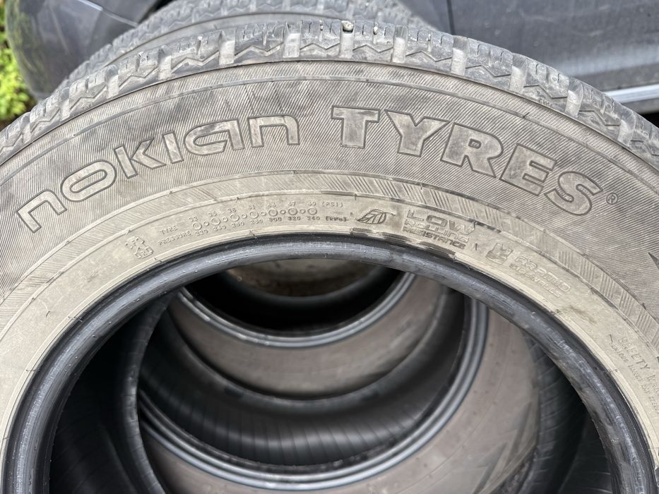 Anvelope Iarna Nokian - 215 65 R16