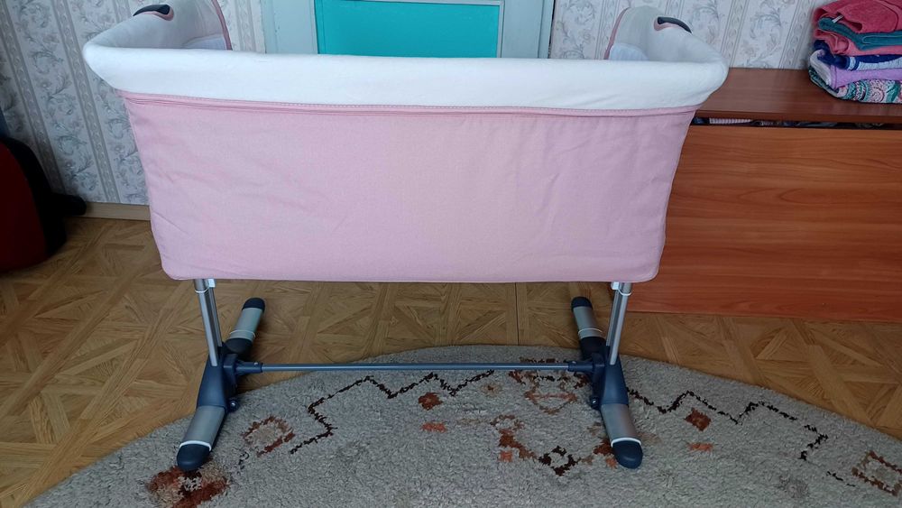 Продавам бебешка кошара