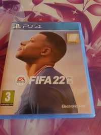 Vând FIFA 22 PS4