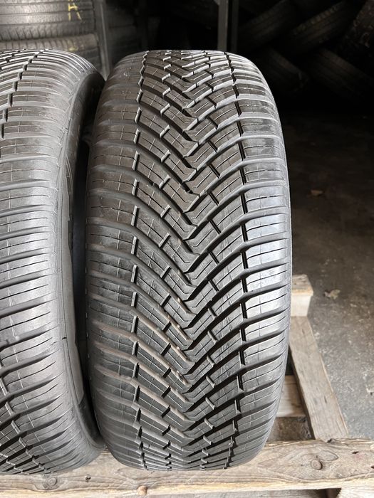 2 anvelope all season ca NOI 215/60/16 , Continental , 7.8 mm