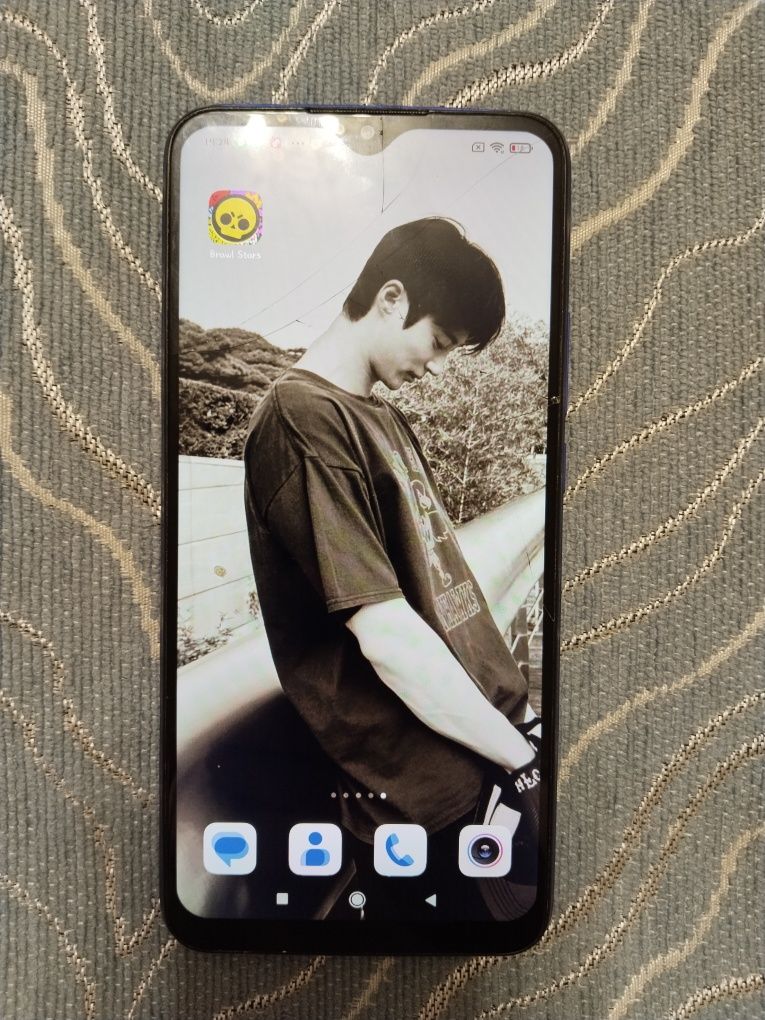Продам смартфон Redmi 9