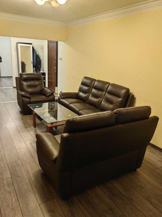 Дава се под наем Тристаен апартамент в София, Център - 98 кв.м за 1020 € - Снимка #4