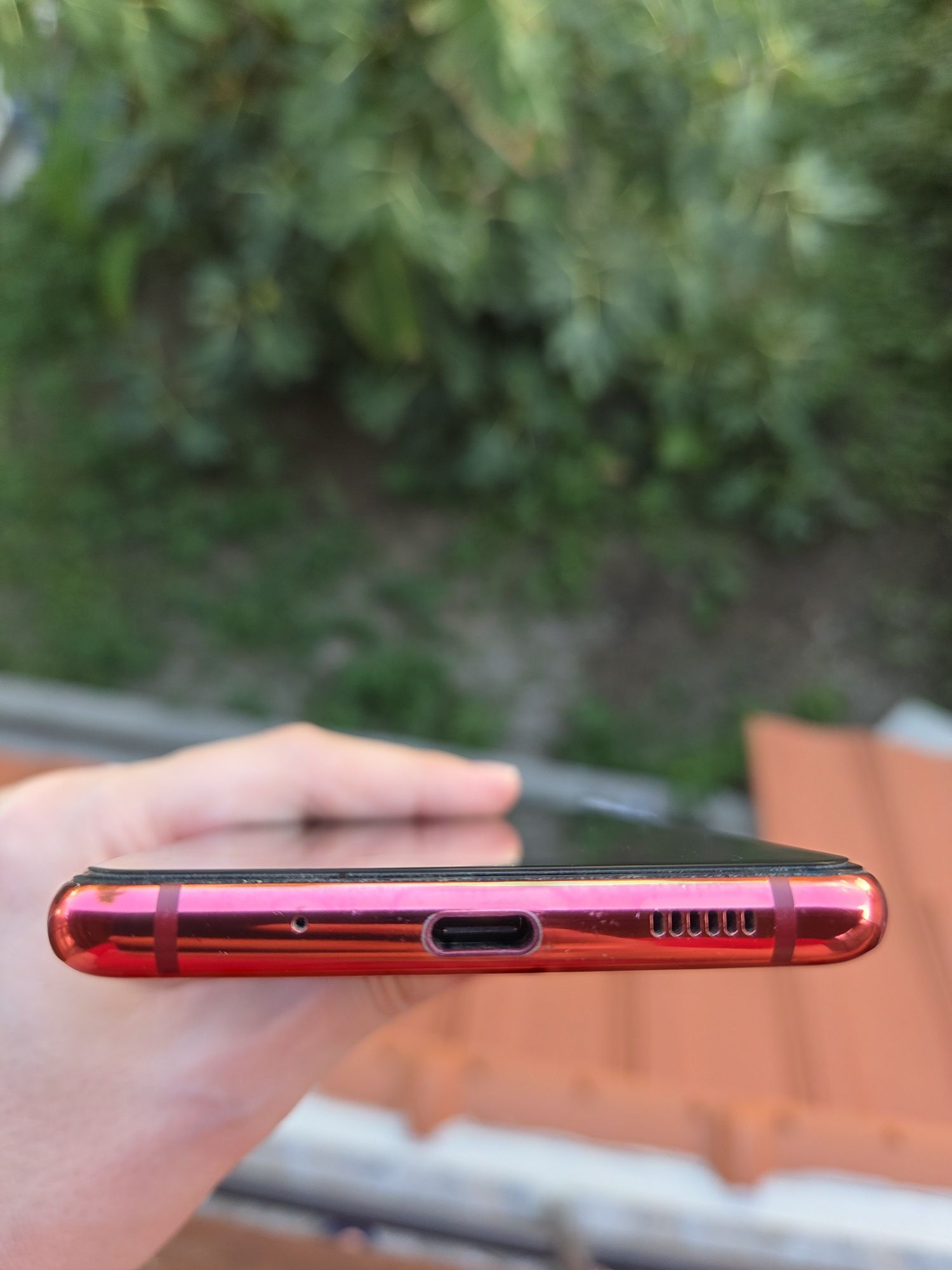 Samsung S20 FE червен