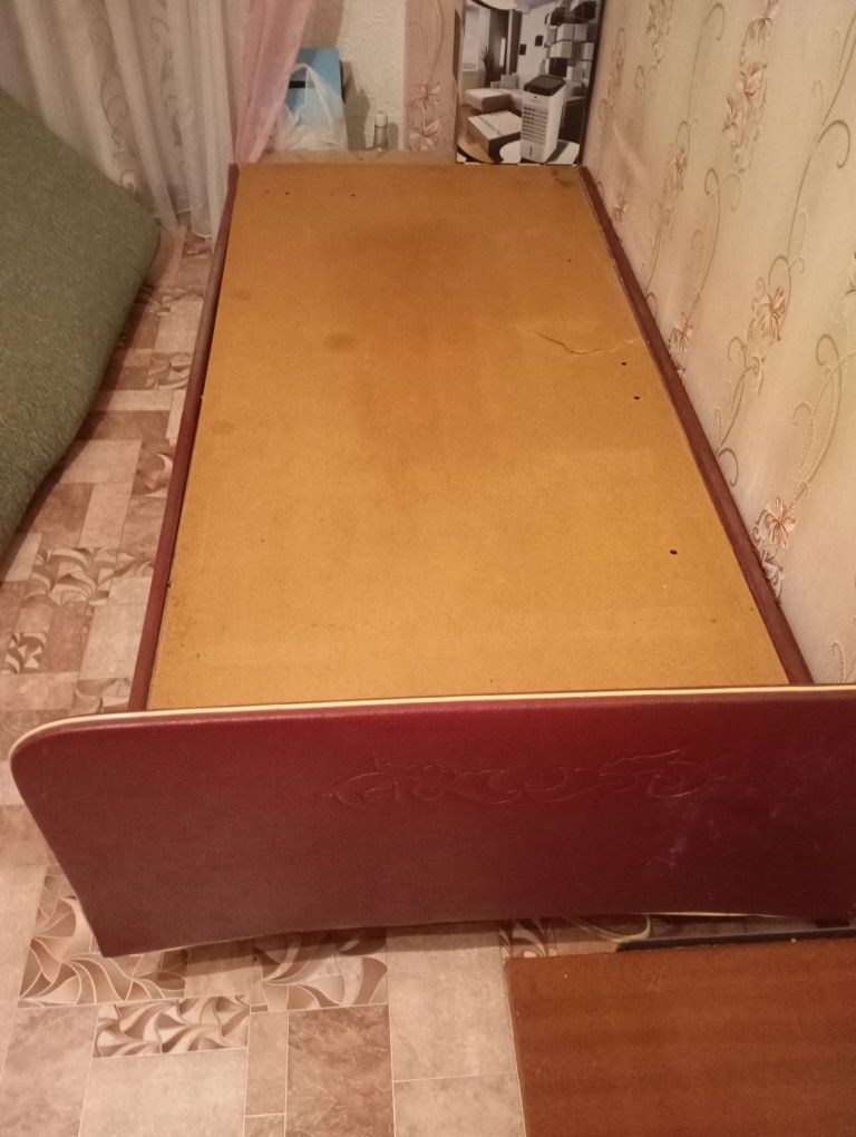 Подставка  под телевизор