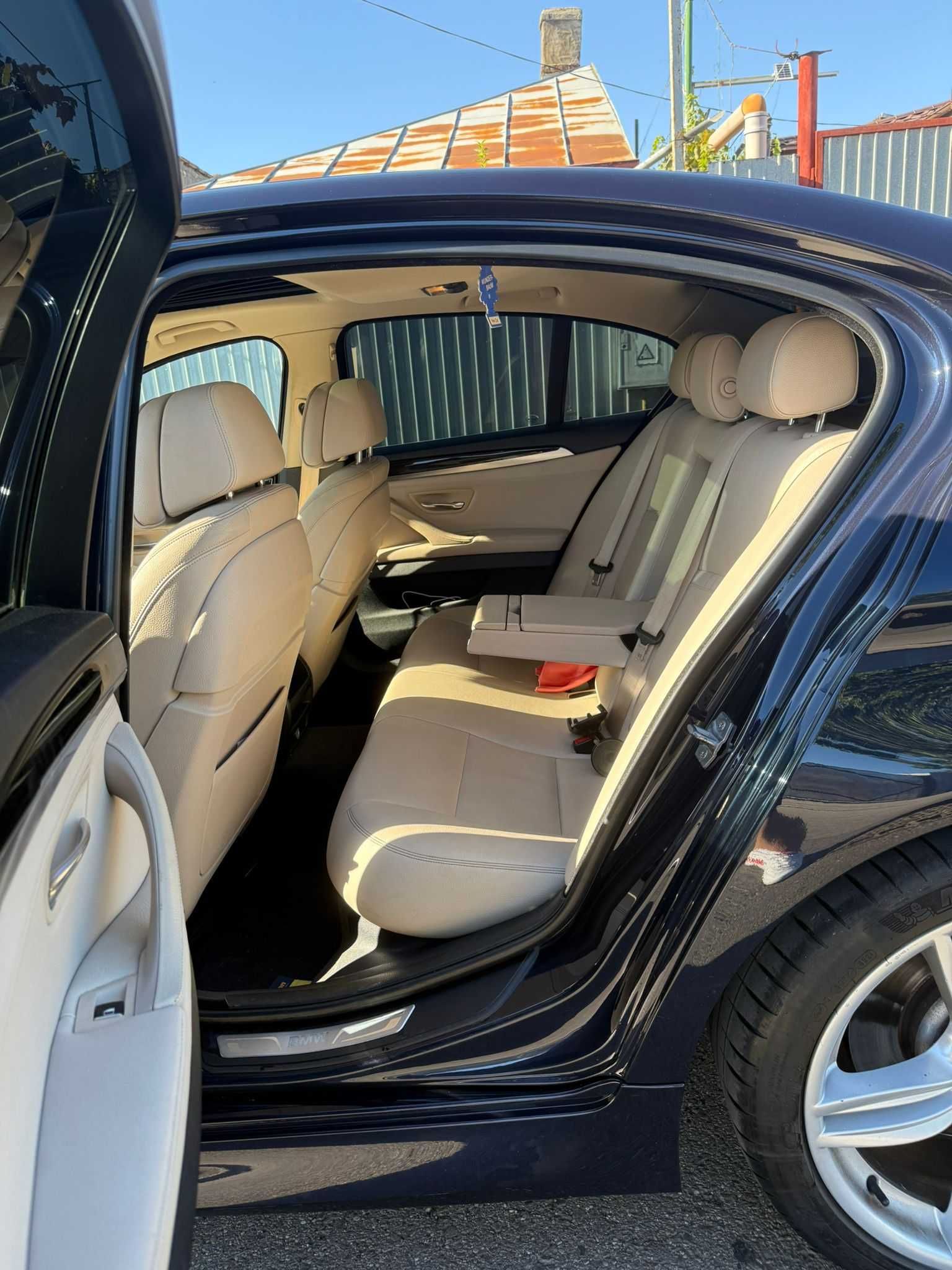 BMW 530d / 2013 / Pachet M / Interior Crem / SOFT 550D !
