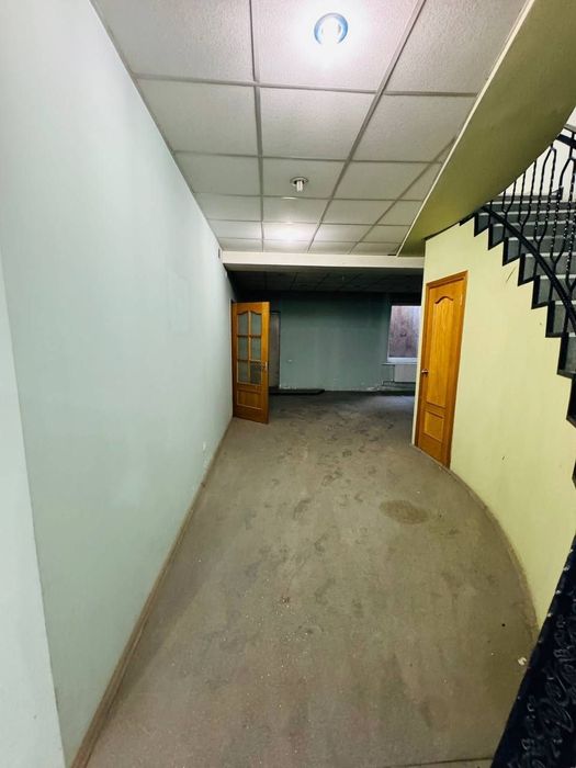 Продам дом Мирзо-Улугбекский районе Луначарском 12моток 3 уровня 7 ком