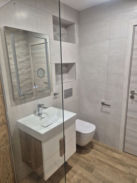 Дава се под наем Тристаен апартамент в Пловдив, Кършияка - 110 кв.м за 800 € - Снимка #3