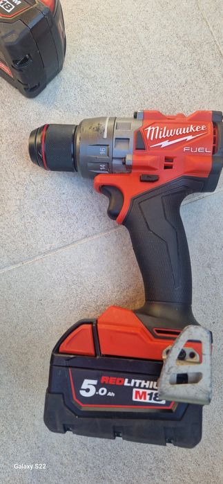 Milwaukee set scule pe acumulator