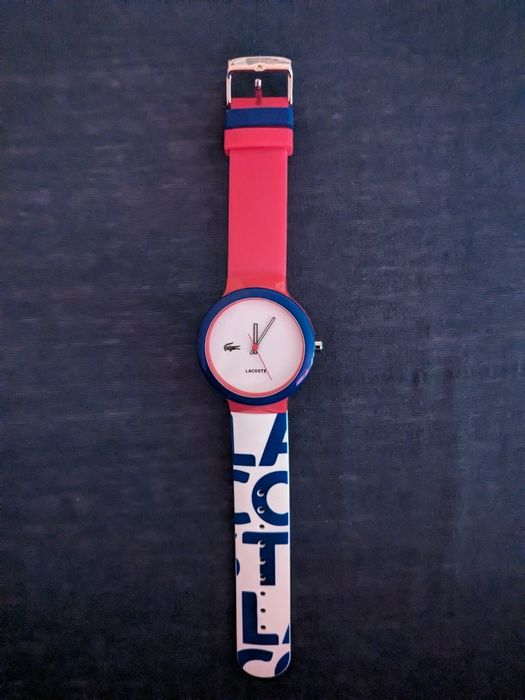 Часовник "Lacoste"