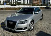 Audi A3 Sportback/ Cutie automata S-Tronic/ Motor 1.6 TDi