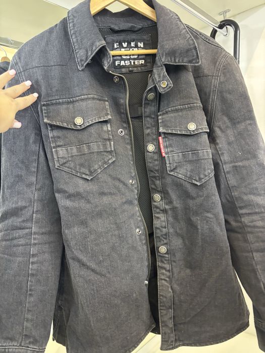 Продам джинсовую мотокуртку STARKS size L