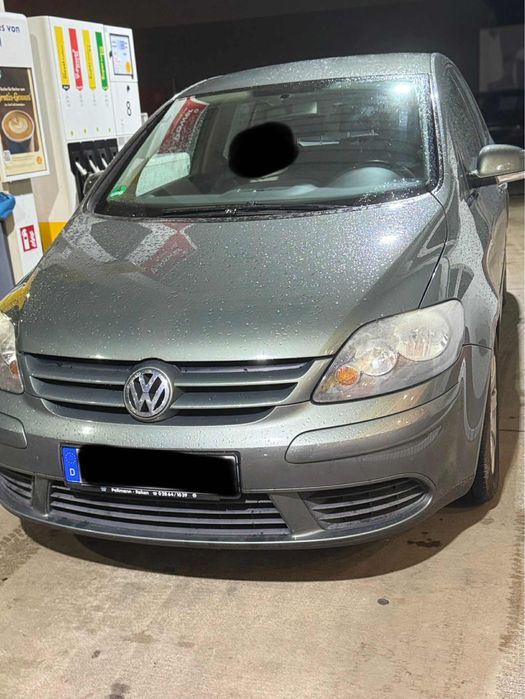 Vand sau schimb vw golf 5 plus