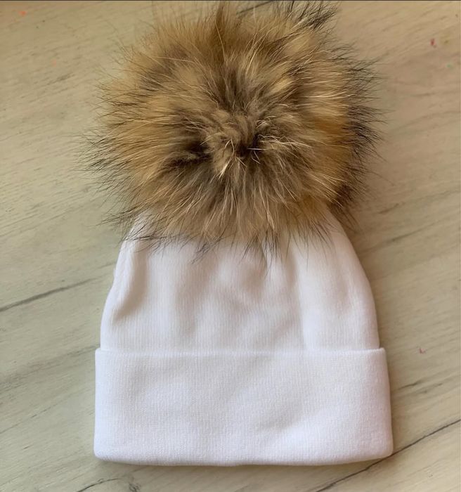 Дамска/ Детска Шапка с пухче естествен косъм