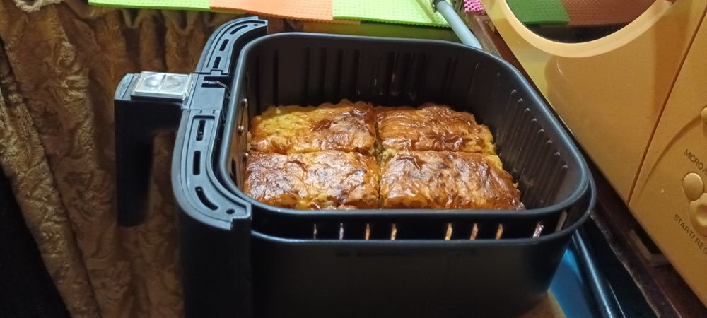 Продавам COSORI Fraer