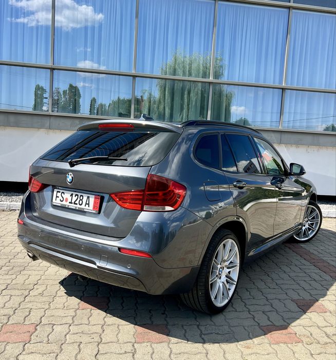 Bmw X1 • Xdrive • MPacket • Navi • Panoramic • BiXenon • Jante