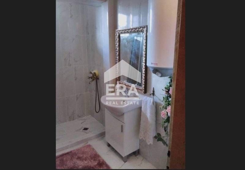 Дава се под наем Четиристаен апартамент в Варна, Център - 105 кв.м за 700 € - Снимка #6